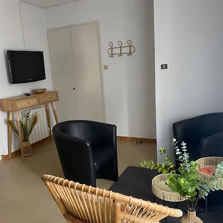 Confortable Et Agreable T1 N•1 Ussel  Extérieur photo