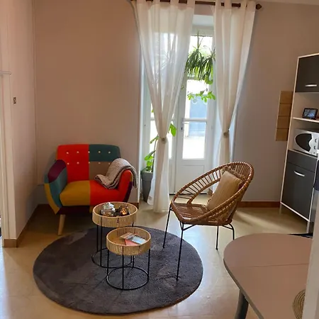 Confortable Et Agreable T1 N•1 Ussel  Extérieur photo